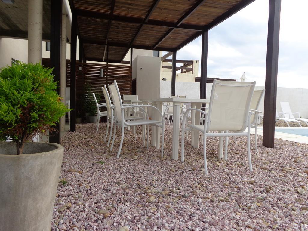 Cara Colomba Apartahotel